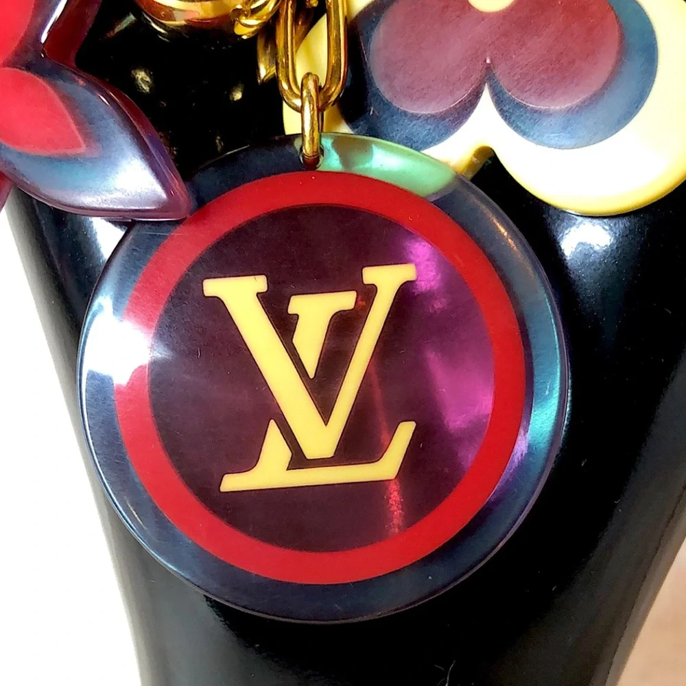 M LOUIS VUITTON Bijoux Red Yellow Blue and Gold Plated Ball Flower Heart Charms - Picture 3 of 17
